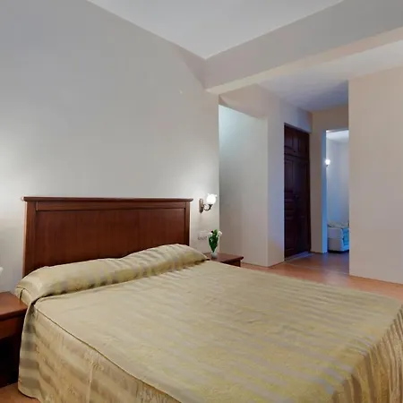 Hotel Alara Star