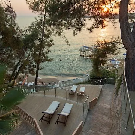 Alara Star Hotel